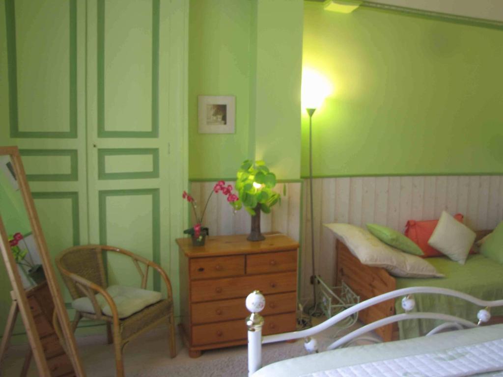 Chambres D'Hotes Les Pensees Douces Auxerre Quarto foto